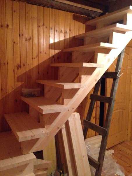 Деревянная лестница на второй этаж своими руками - схемы, четрежи
