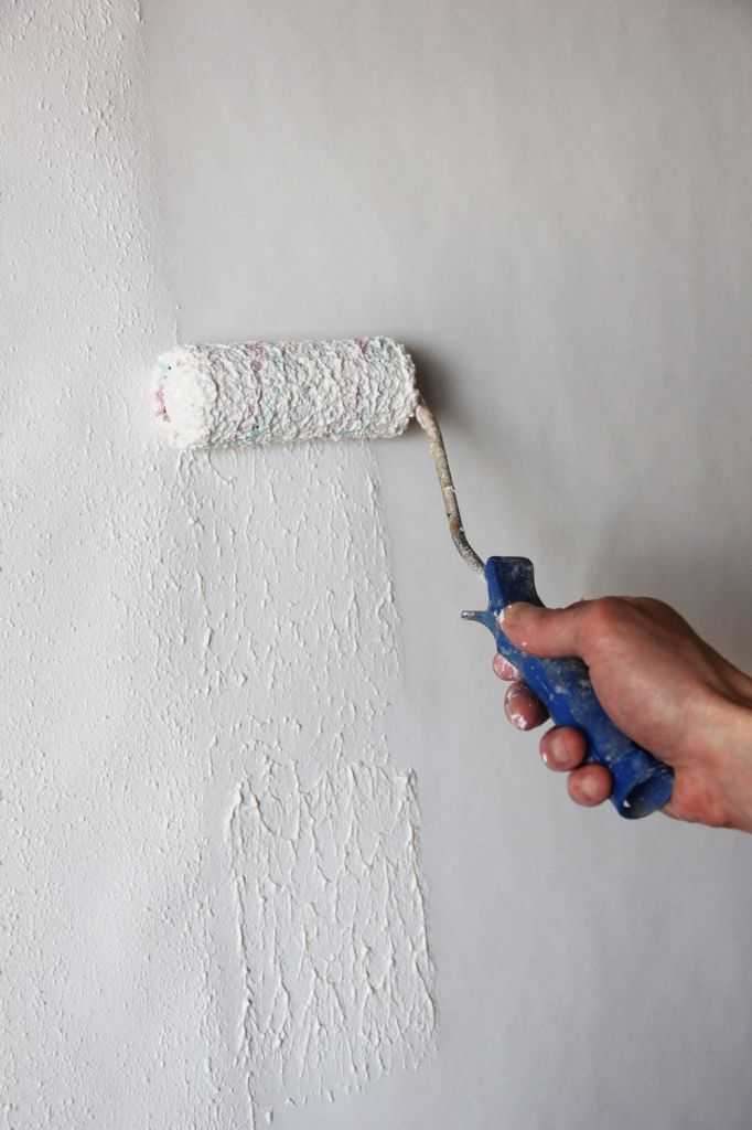 Покраска гипсокартона своими руками: инструкция, цена, фото