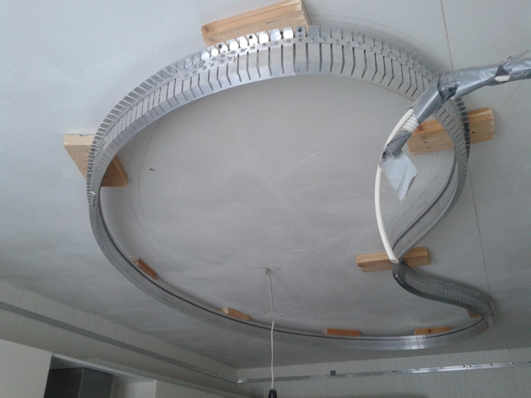 Натяжной потолок своими руками: пошаговая инструкция по изготовлению, как сделать двухуровневый