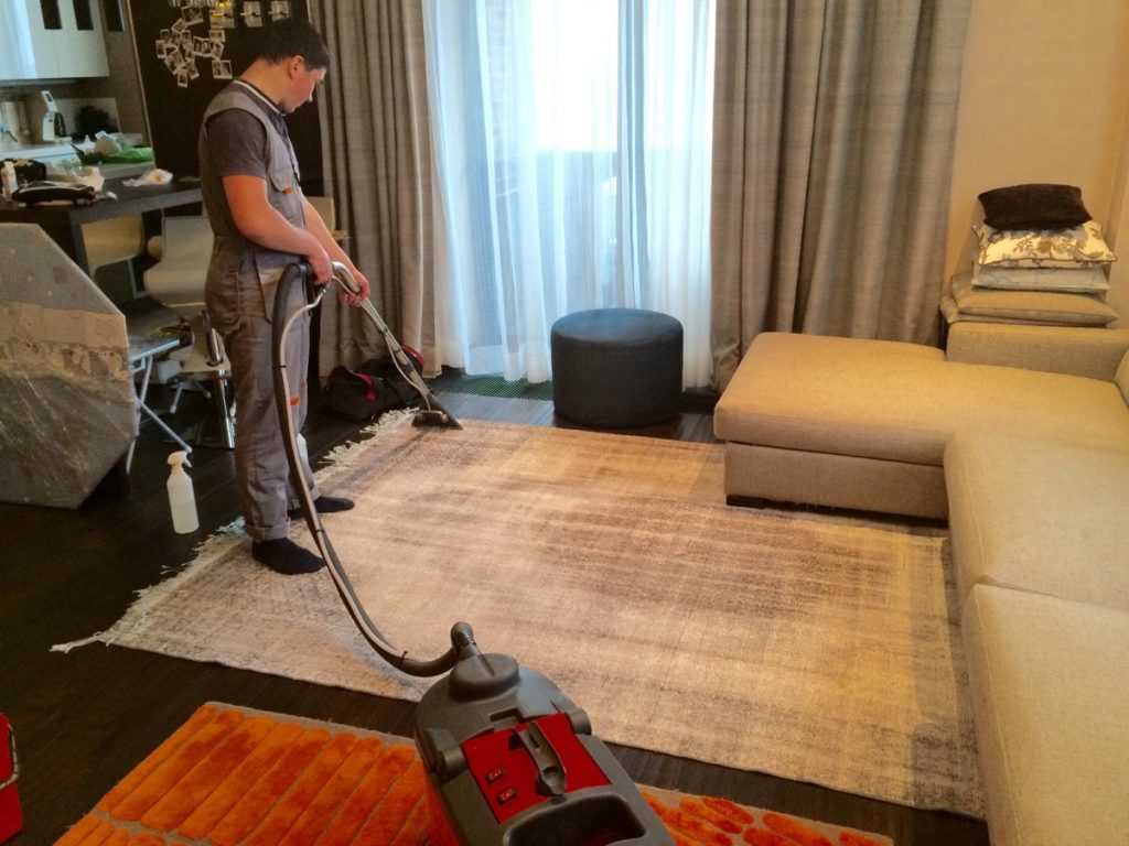 Химчистка ковролина на дому и в офисе: профессиональная чистка