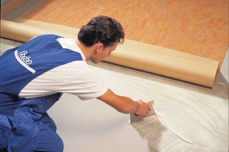 Укладка ковролина (51 фото): как стелить ковролин на теплый пол, как правильно выбрать плинтус и клей для коврового покрытия