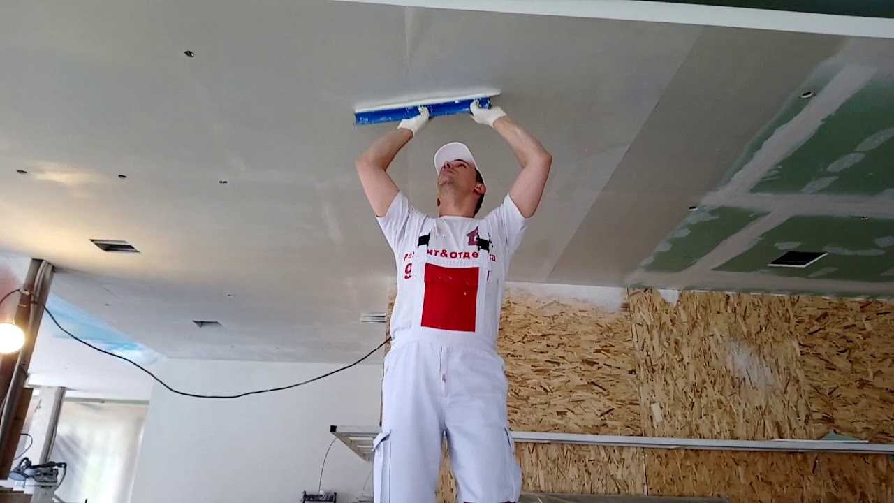 Поклейка паутинки под покраску для ремонта потолка и стоимость