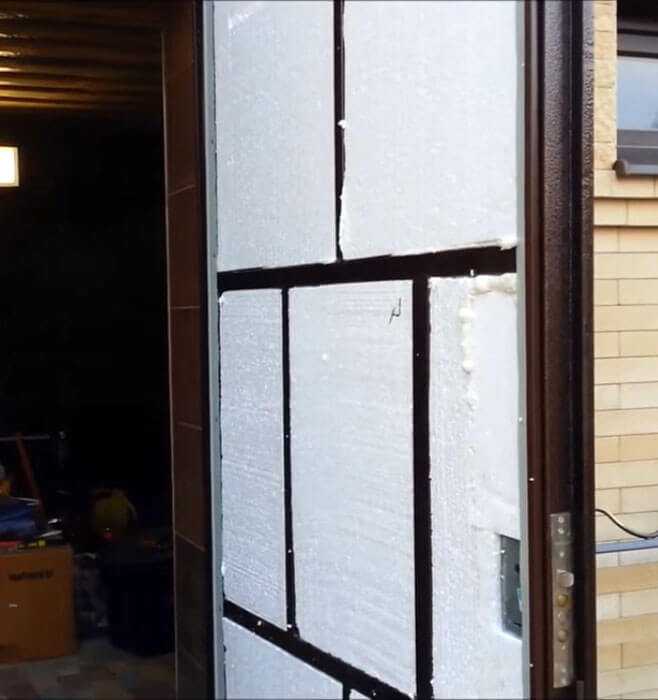 Как утеплить металлическую входную дверь: пошаговое руководство с фото