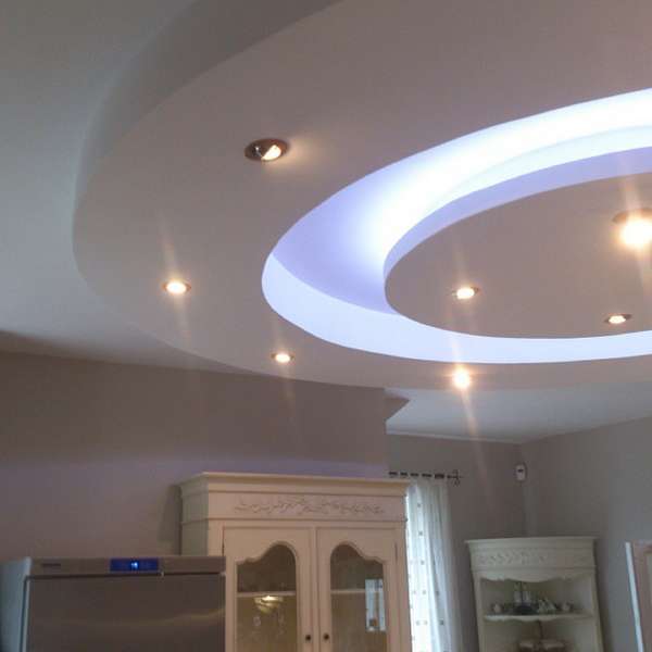 Потолок из гипсокартона на кухне: двухуровневый с подсветкой своими руками