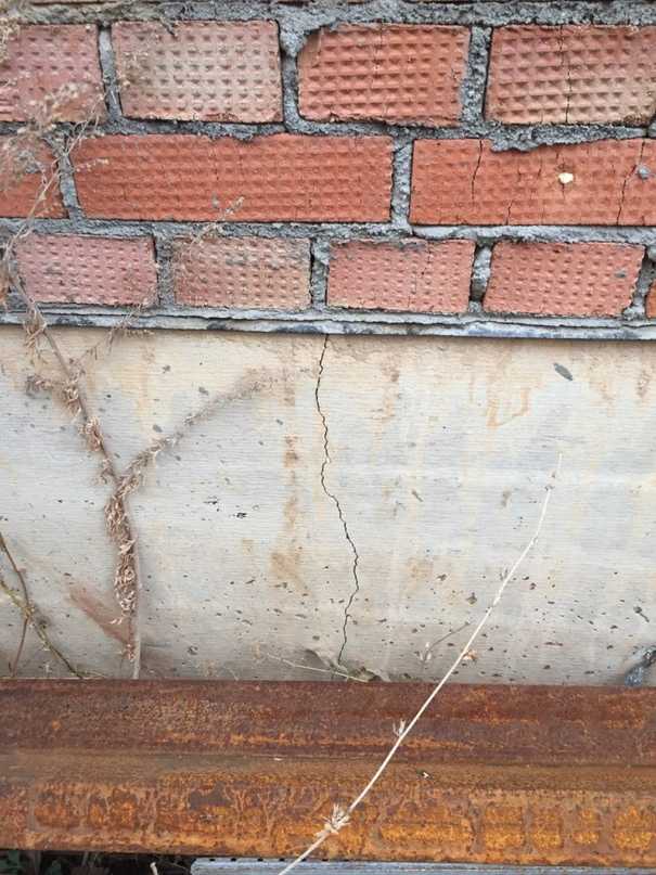 Трещины в бетоне после заливки: причины, рекомендации по устранению