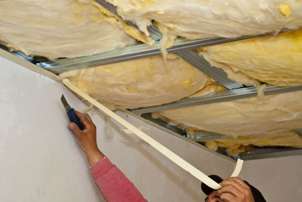 Утепление потолка минватой в частном доме, как произвести работы, толщина материала