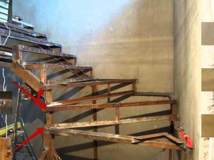 Особенности монтажа консольной лестницы