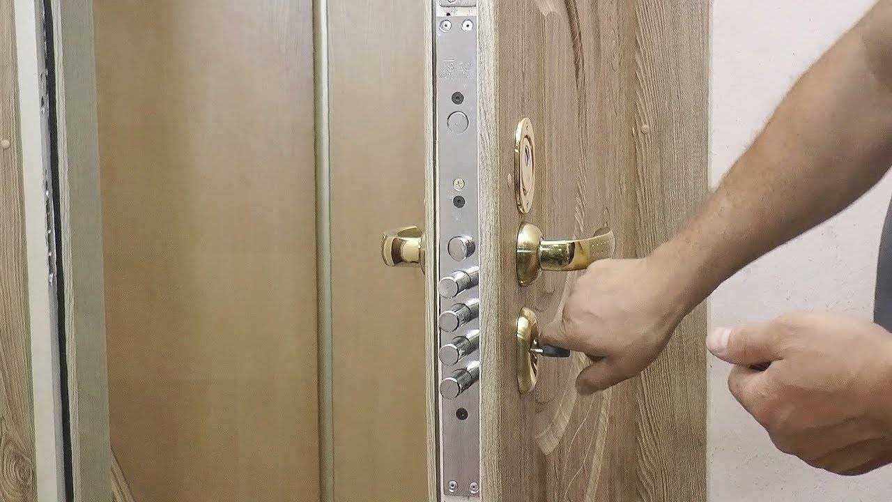 Разболталась ручка входной металлической двери как починить — topsamoe.ru