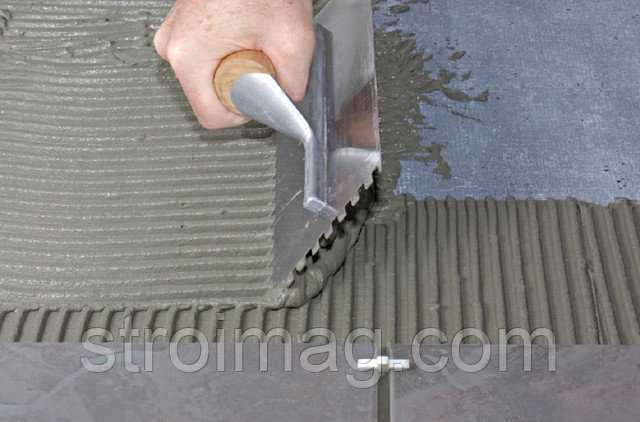 Укладка керамогранита на бетонное основание
