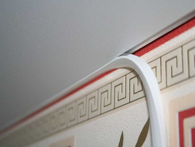 Багет для натяжного потолка (71 фото): потолочный алюминиевый профиль со светодиодной подсветкой, виды и размеры