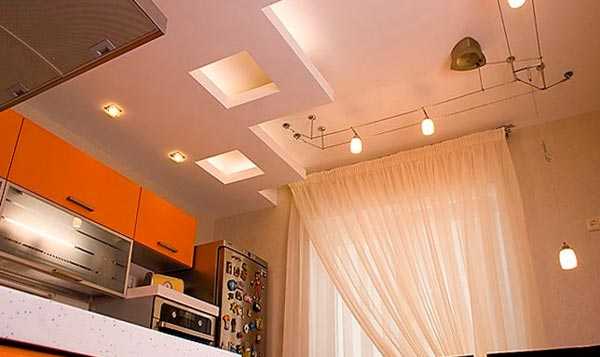 Потолки из гипсокартона на кухне, их виды и дизайн