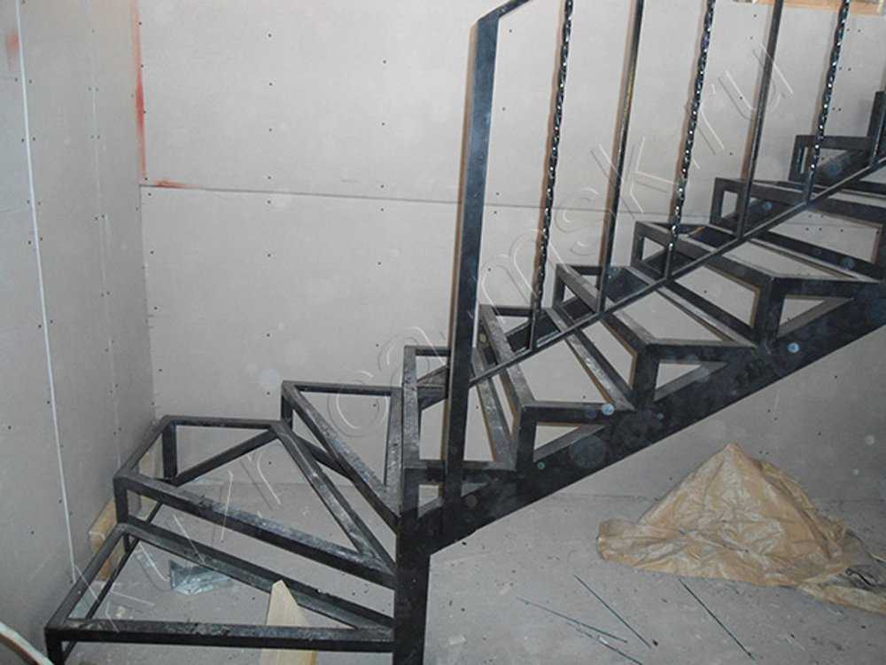 Как проектируются и сооружаются металлические лестницы в чем особенности их изготовления Как сварить металлическую лестницу своими руками: технология