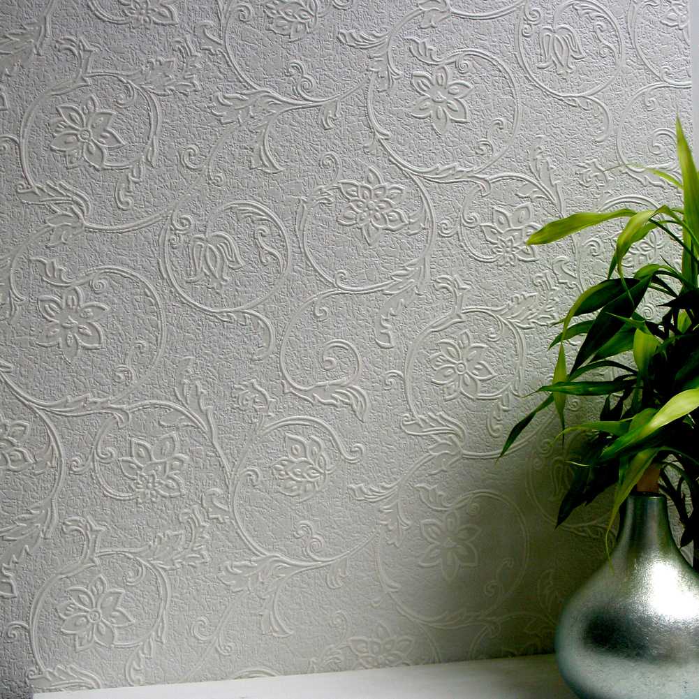 Обои под покраску (189 фото): плюсы и минусы этих покрытий стен и потолка, флизелиновые и виниловые варианты в интерьере, отзывы и рекомендации