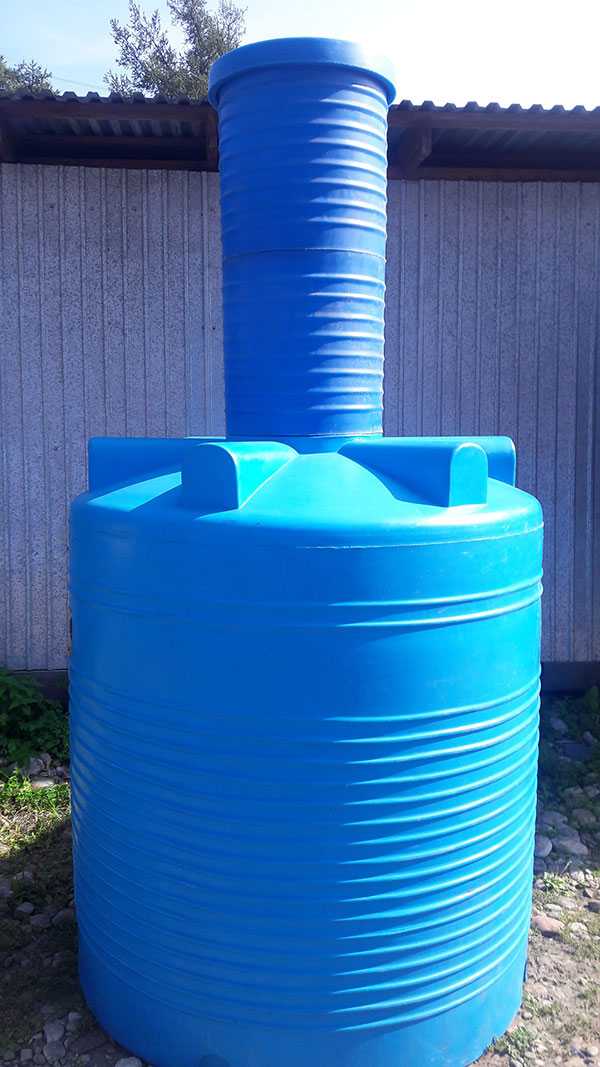 Пластиковые ёмкости для канализации: преимущества материала, в каких септиках используются, особенности монтажа и эксплуатации