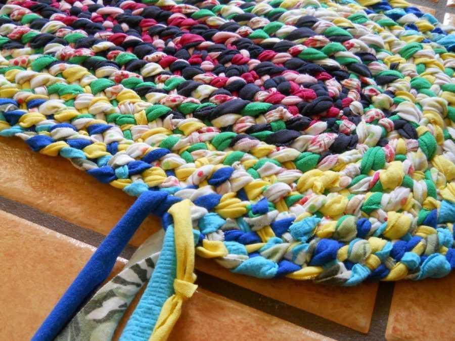 Коврики (половики) своими руками из лоскутков и старых вещей