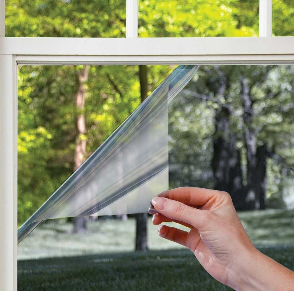 Как клеить пленку на окно от солнца?