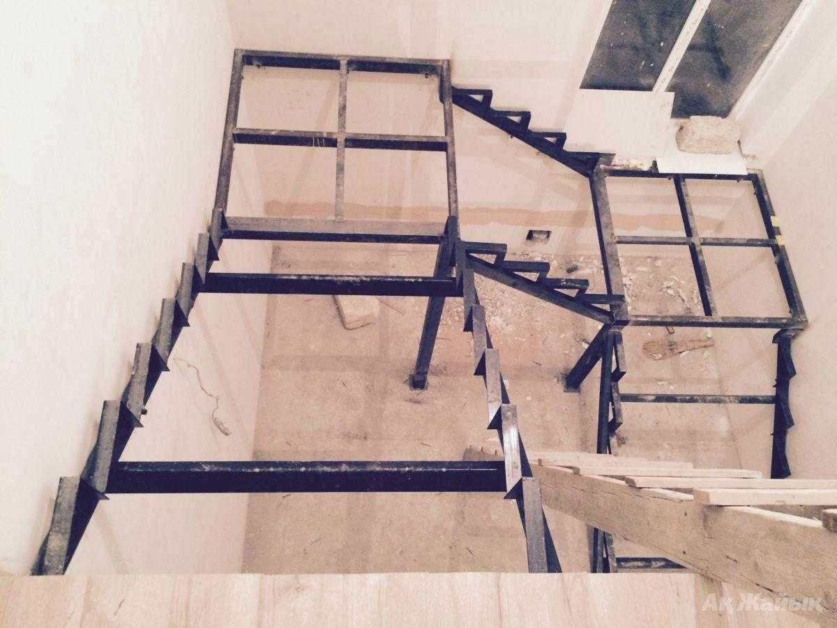 Сборные железобетонные лестницы и конструкция по металлическим косоурам: размеры, монтаж двумя способами