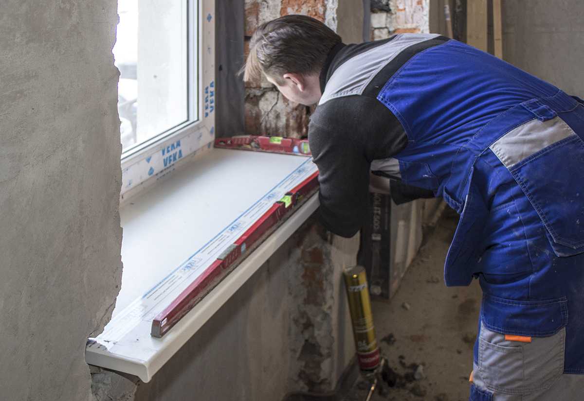 Установка пластикового подоконника (55 фото): замена окна, как установить конструкцию из пвх своими руками, как устанавливать изделие