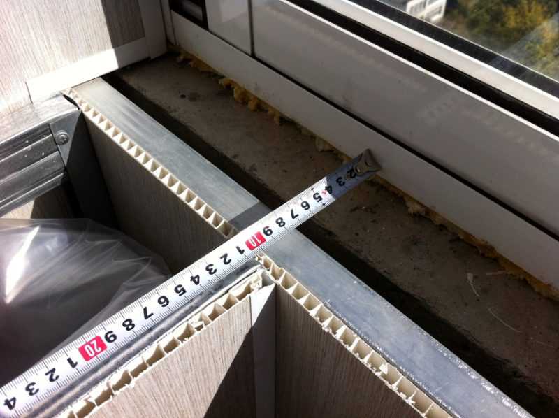 Как правильно установить пластиковый подоконник и сделать откосы на окна  | папа мастер!