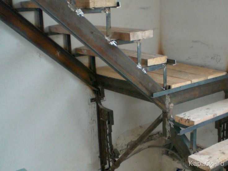 Металлическая лестница на второй этаж в доме своими руками 50 фото