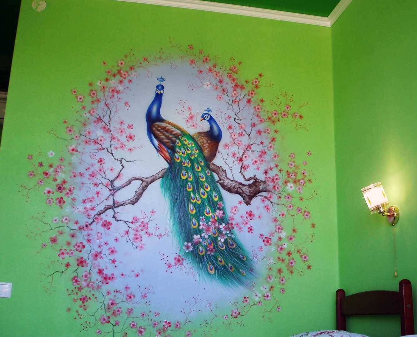 Художественная роспись стен в интерьере: декоративная ручная живопись - 34 фото