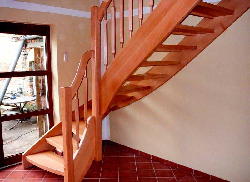 Лестница на второй этаж в частном доме своими руками – технология выбора материала и постройки