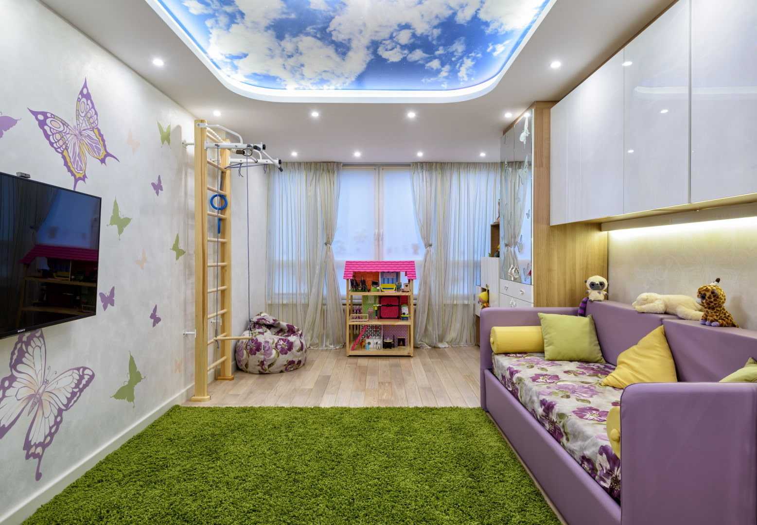 Преимущества и недостатки натяжных потолков в детской комнате Основные моменты на которые следует обратить внимание при выборе дизайна потолка
