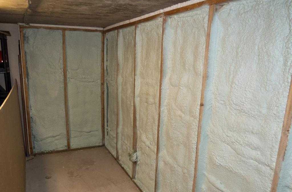 Правила утепления стен в частном доме изнутри