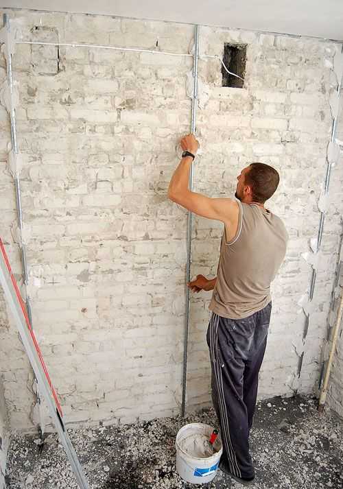 Как выровнять стены в квартирах и домах — материалы и методы