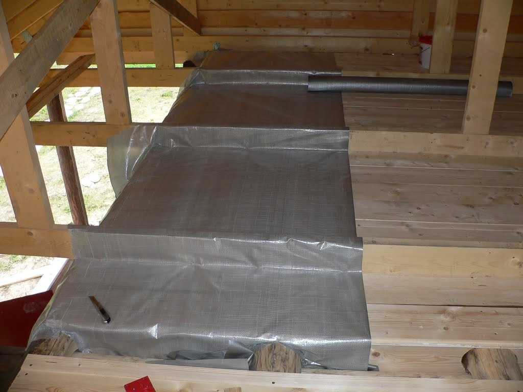 Пароизоляция для потолка в деревянном перекрытии: описание,фото. | строительные материалы