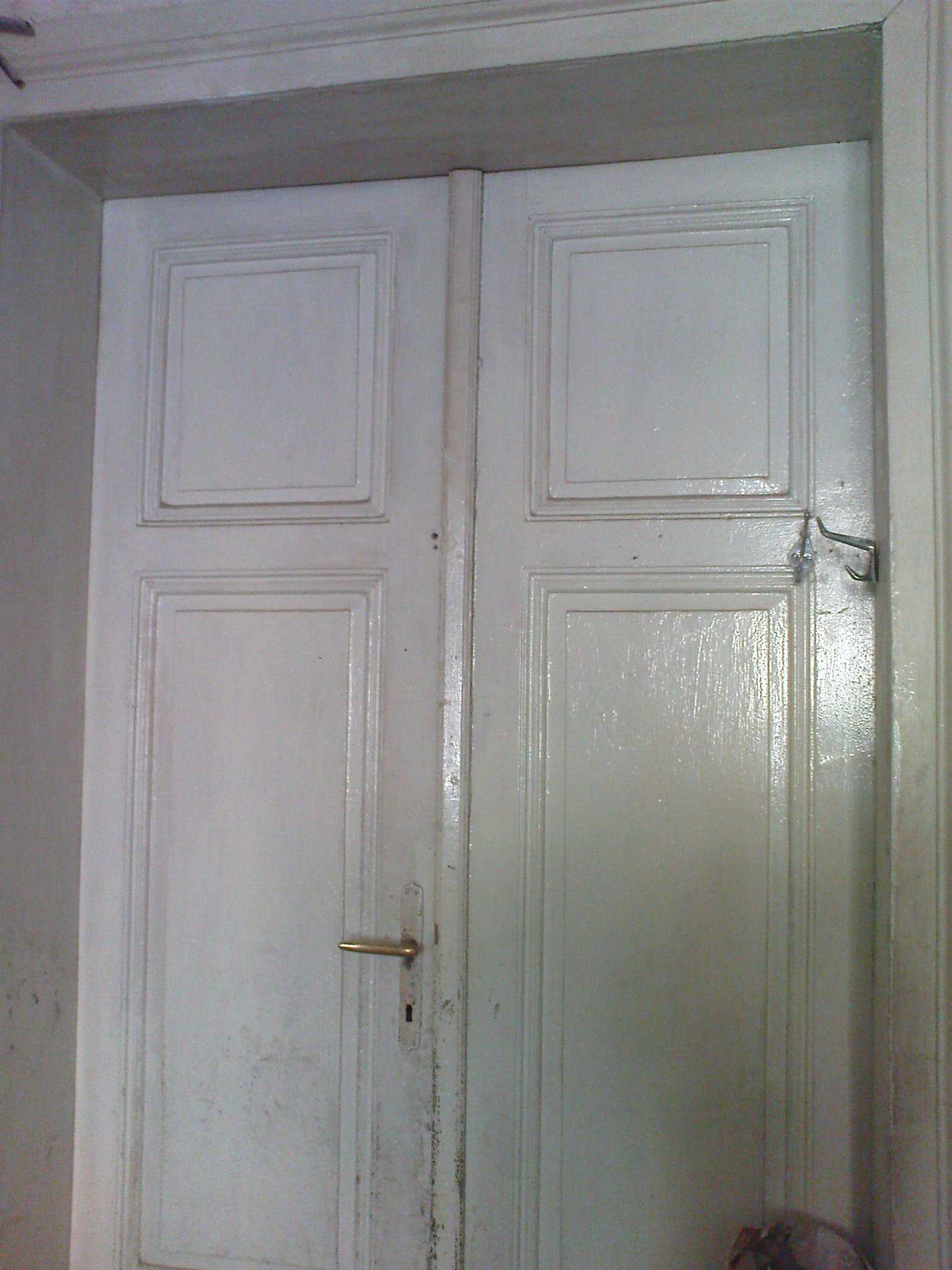 Декор дверей: 10 способов обновить дверное полотно | 120 фото