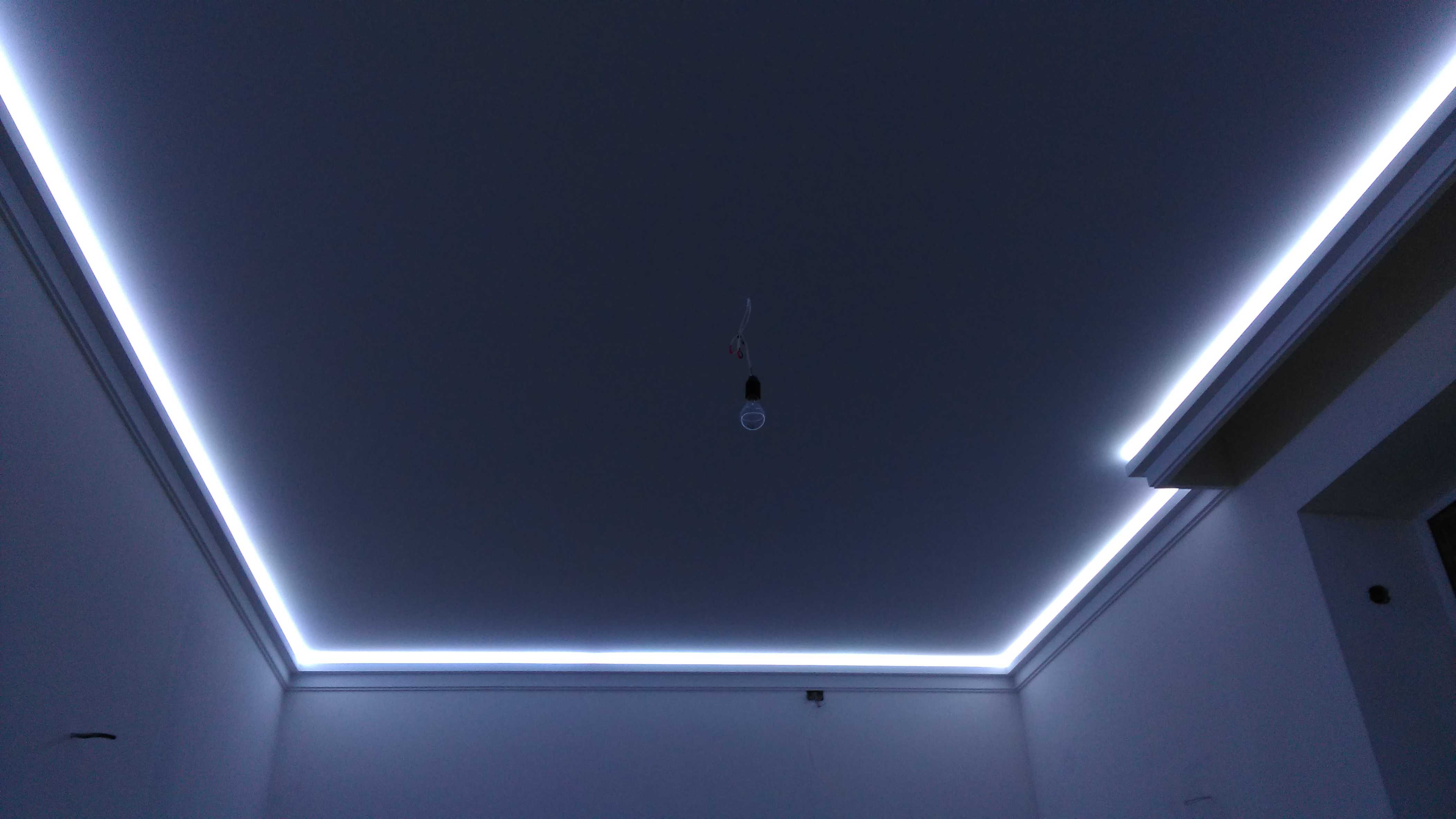 Парящий гипсокартонный потолок с подсветкой своими руками