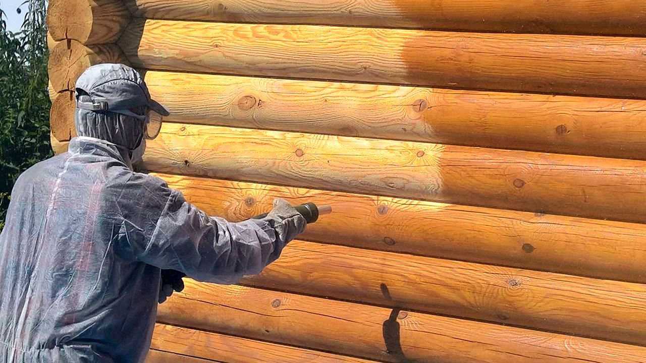 Чем покрасить деревянный дом снаружи: правила и рекомендации