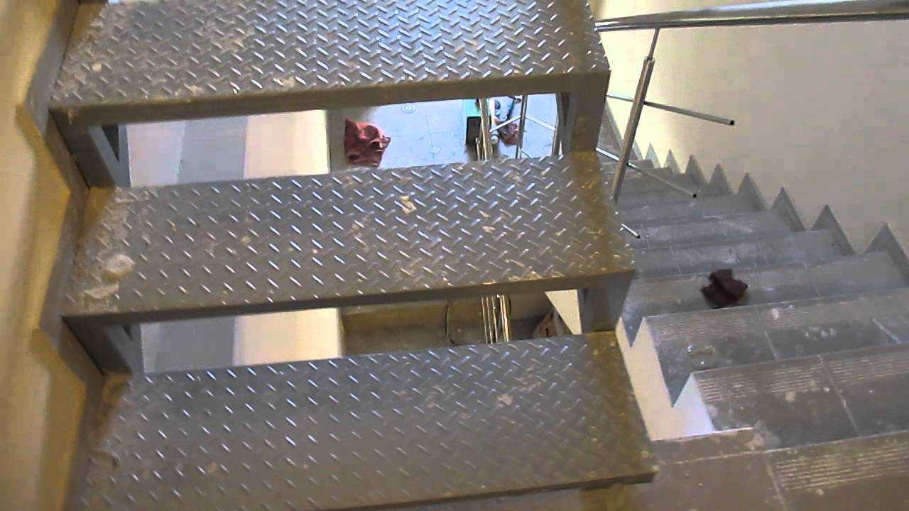 Ступени: что это такое, круглые ступеньки для лестницы в начале сооружения и устойчивые лестничные элементы фирмы kerama marazzi