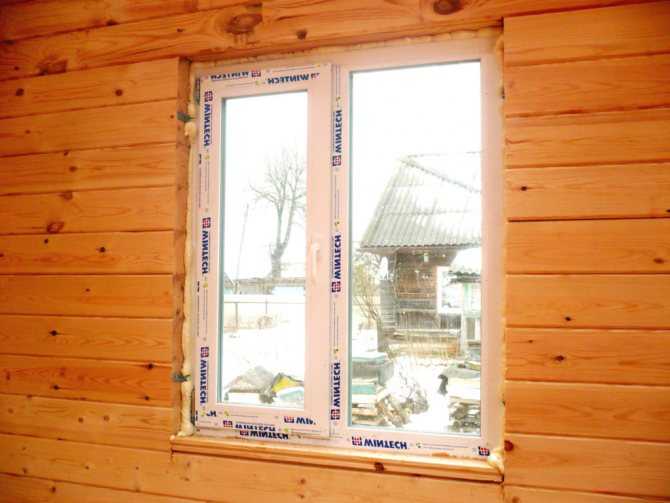 Установка окон в деревянном доме (50 фото): монтаж стеклопакетов и замена оконного стекла в брусовом строении