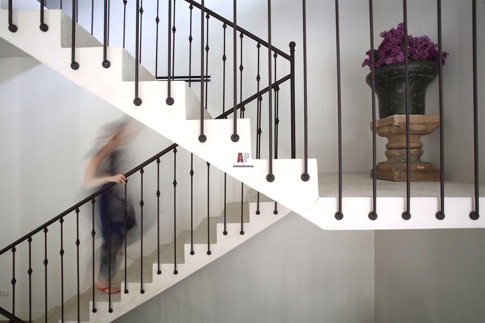 50 лучших идей: перила и поручни для лестницы (фото + видео)