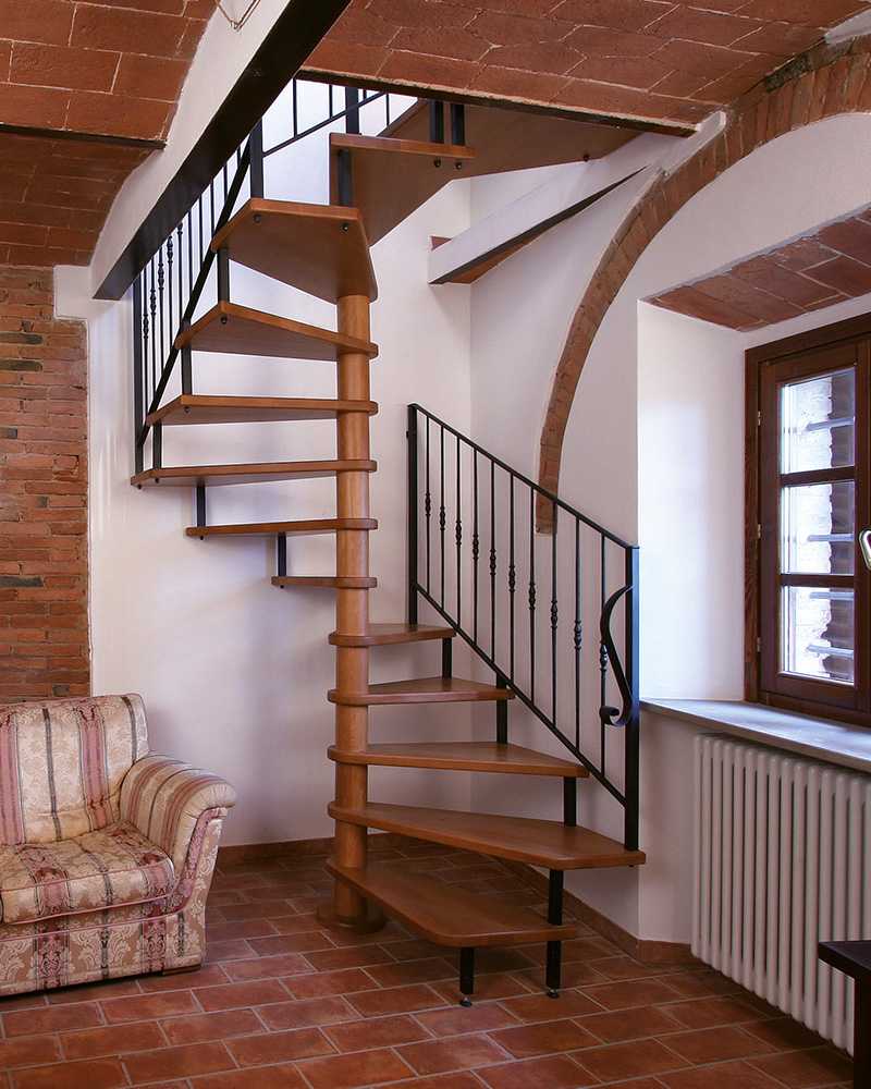  на второй этаж: виды лестниц, и из каких материалов их делают