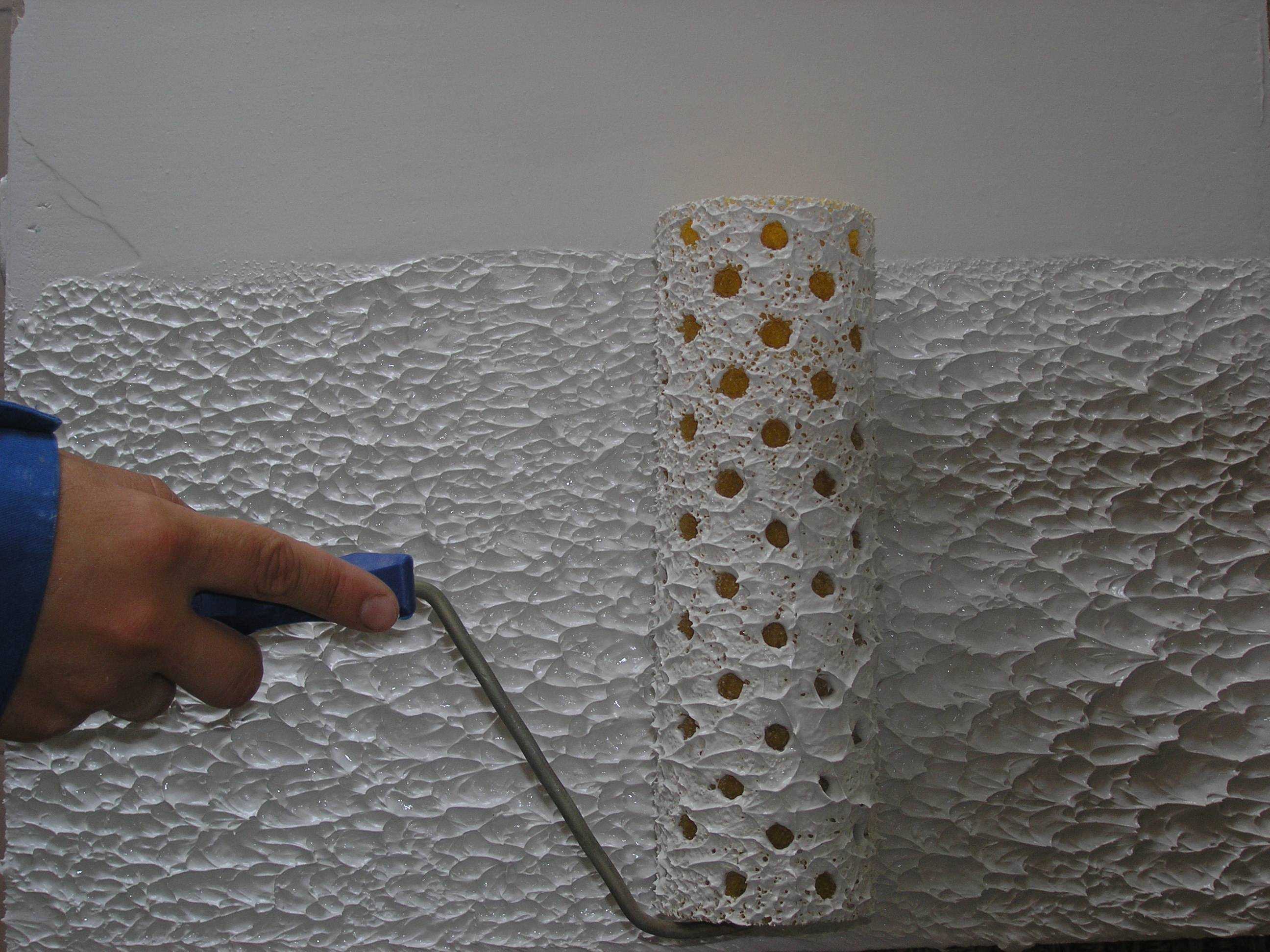 Фактурный валик для покраски стен (48 фото): правильное нанесение краски декоративной моделью с рисунком своими руками, инструменты с узором для декора