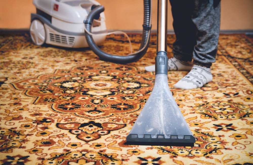 Профессиональная чистка ковролина на дому